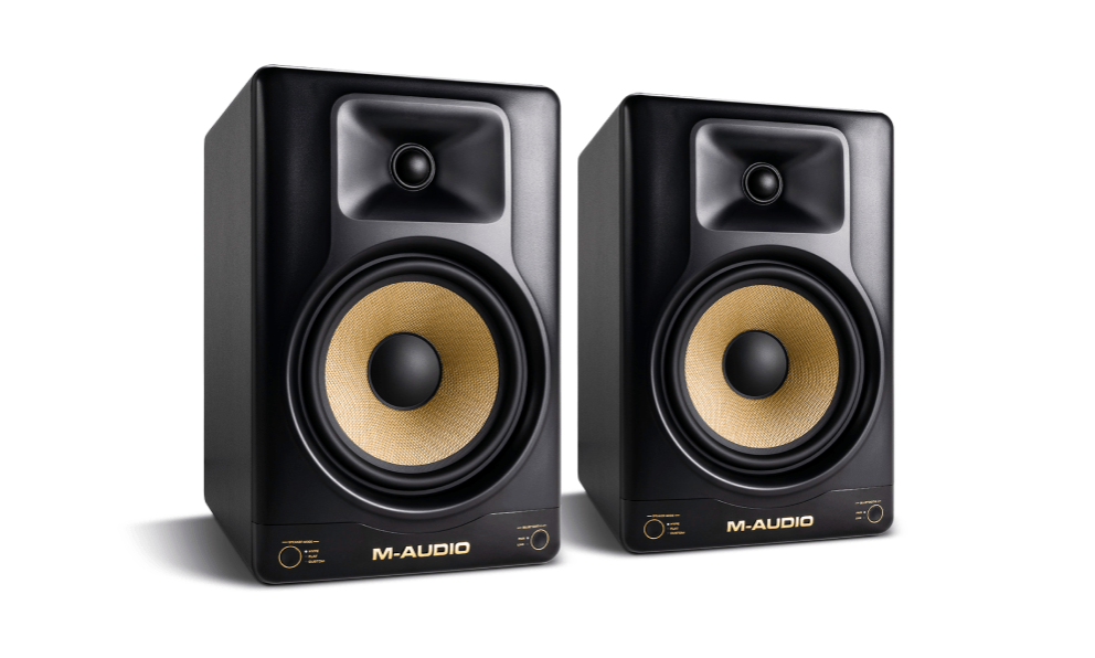 定価30万円　PRO-AUDIO STUDIO MONITOR 定価30万円 PRO-AUDIO STUDIO MONITOR PRO-AUDIO STUDIO MONITOR 定価
